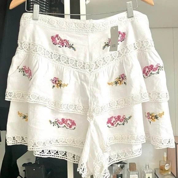 RIVER ISLAND | White Floral Embroidered Set - Picture 12 of 12